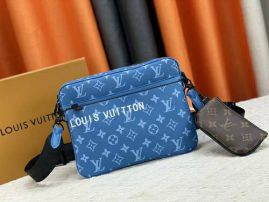 Picture of LV Mens Bags _SKUfw151560053fw